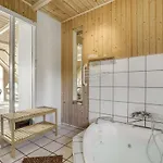 Wale - 3-3km From The Sea By Interhome *