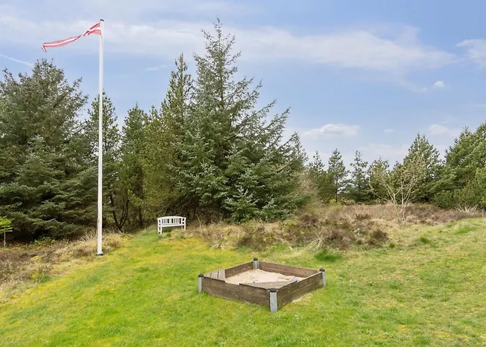 Wale - 3-3km From The Sea By Interhome Feriehus