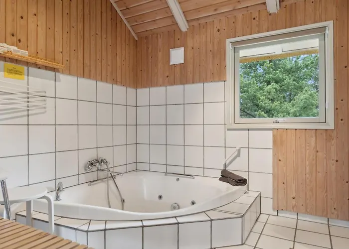 Feriehus Wale - 3-3km From The Sea By Interhome